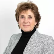 Maria Luisa Sanchez es miembro del equipo docente de Escola Sert