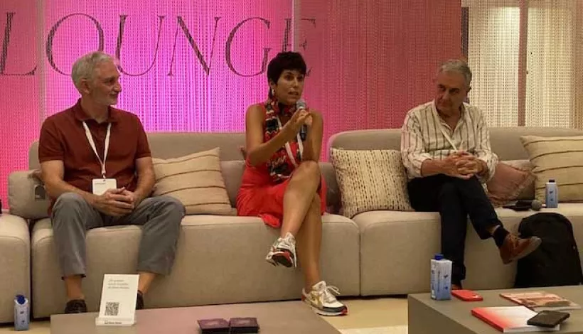 Momento de la conferencia de Escola Sert en Interihotel