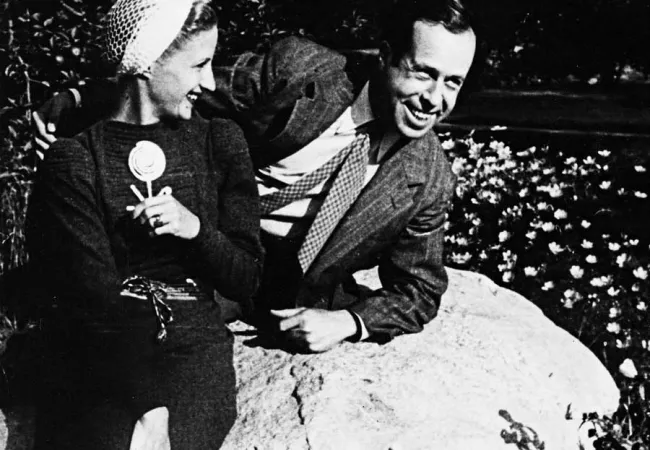 Josep Lluís Sert y su esposa Ramona Longás, Moncha 
