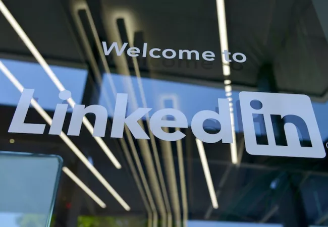 Entrada a la sede de LinkedIn