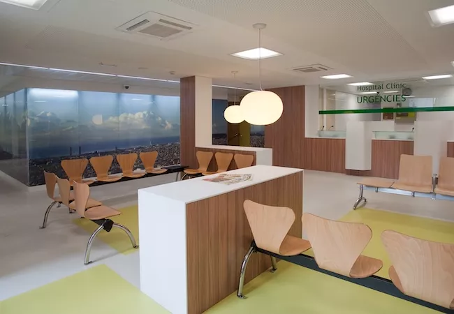 Sala de espera en el Hospital Clínic