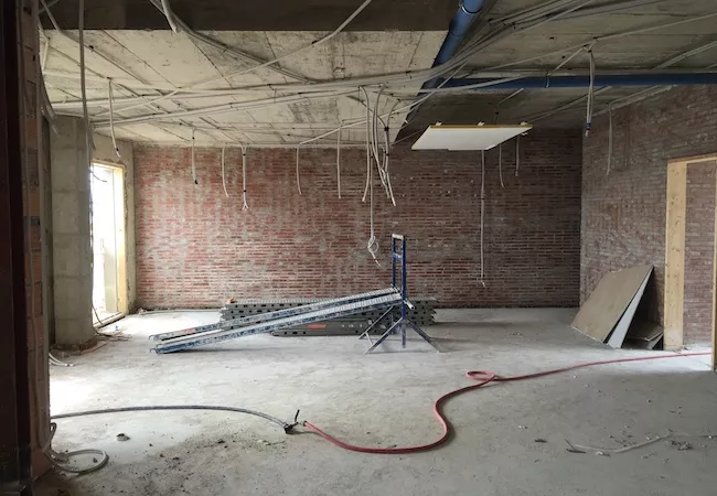 Obra donde se realizan trabajos de acústica