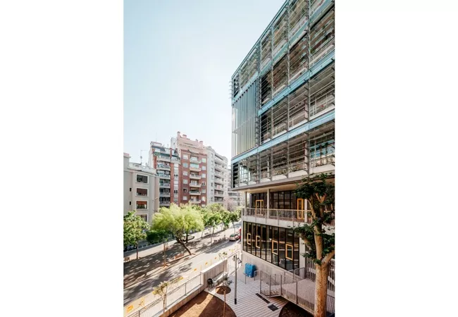 Exterior de las obras de Vila Urania