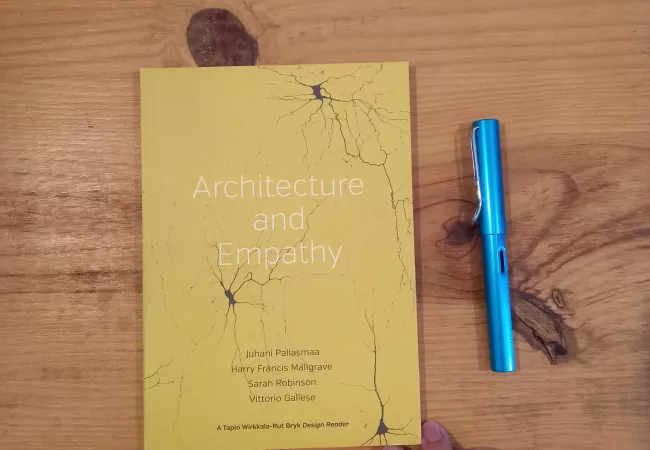 Portada del libro sobre arquitectura y empatía