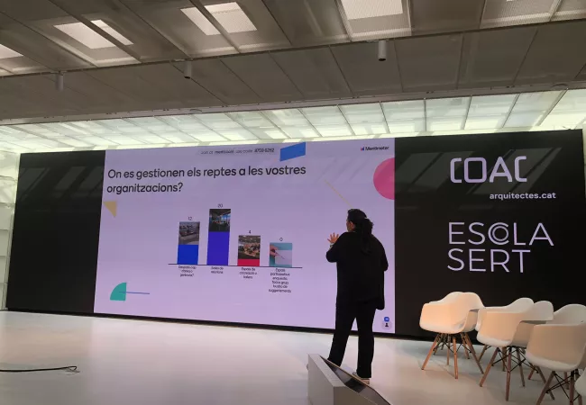 Conferencia sobre retos del Design Thinking