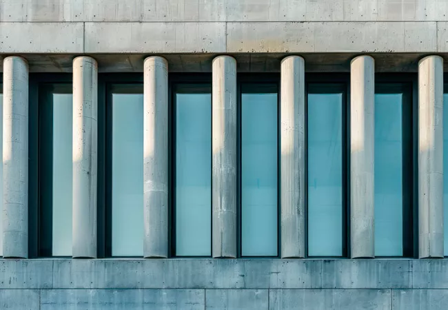 Columnas de un edificio público