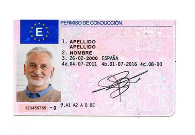 Carnet de conducir del director de l'Escola SERT