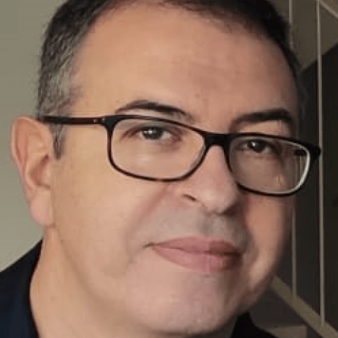 Rafael Lopez és membre de l'Equip docent de l'Escola Sert